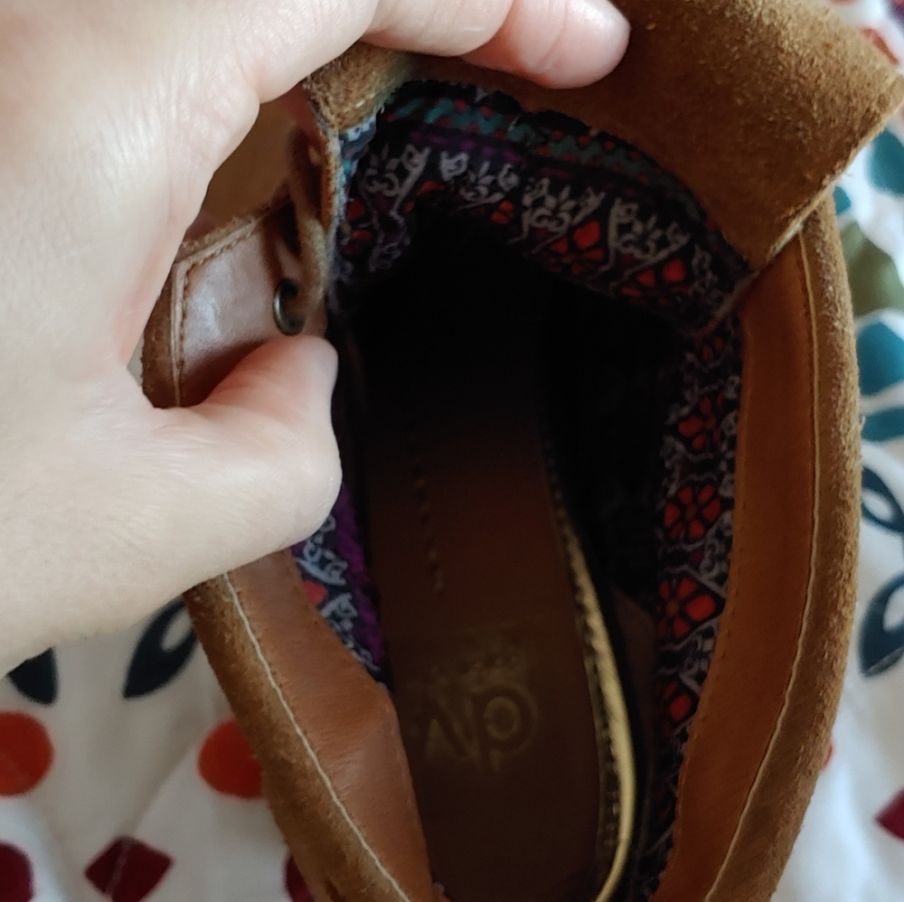 Unique Booties! - image 3